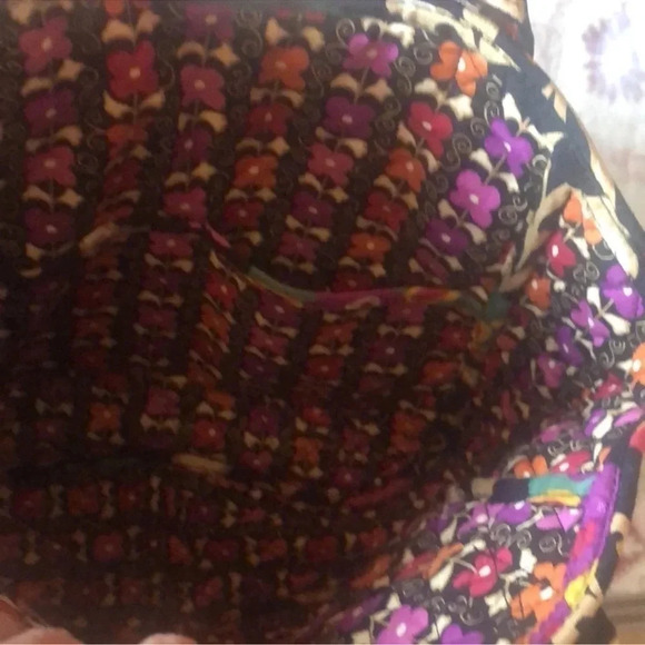 Gently used Vera Bradley shoulder bag - Picture 9 of 9